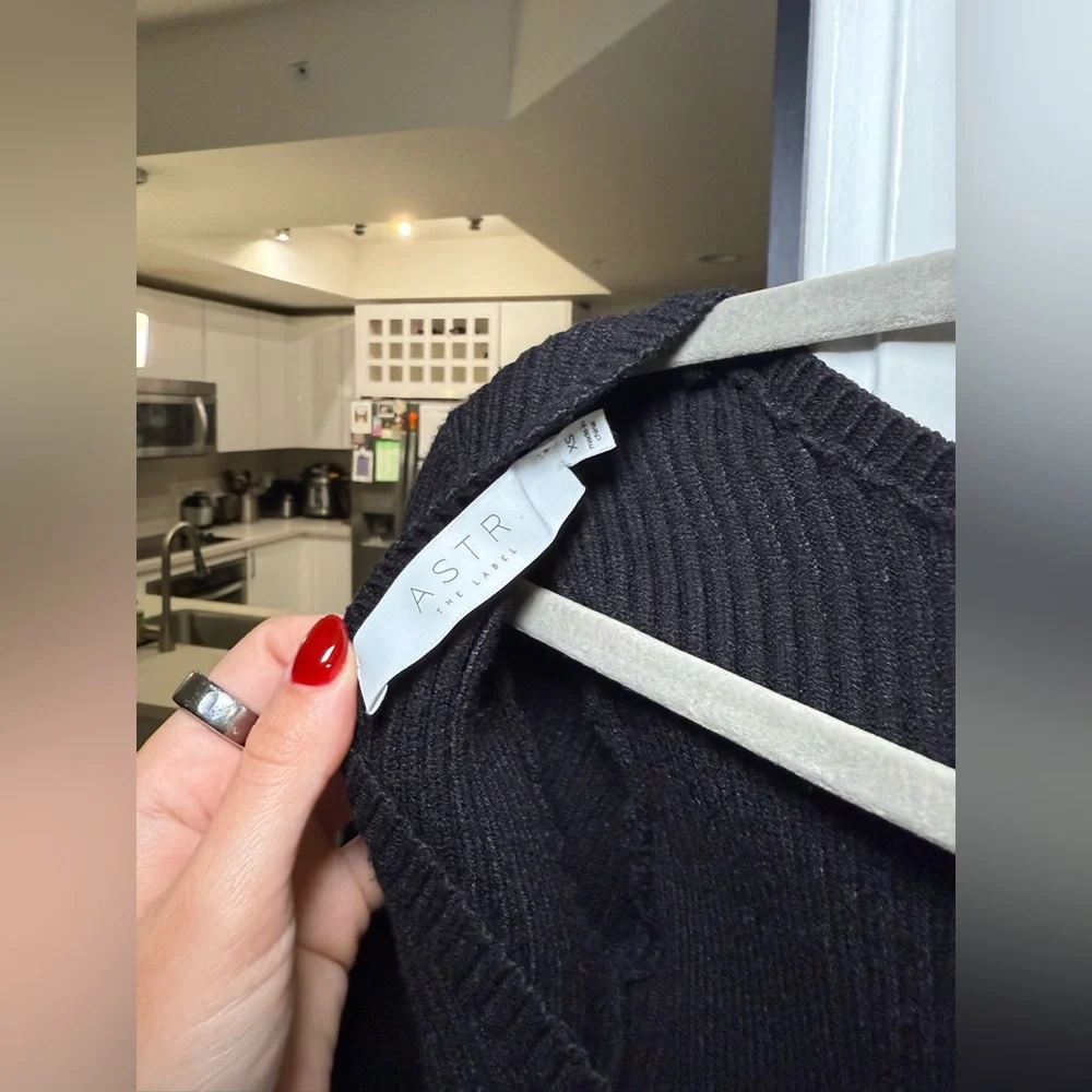 Astr Charcoal Ribbed Sweater